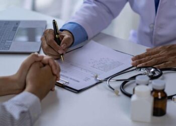 Eşler İçin Ücretsiz Sağlık Sigortasının Kaldırılması ve Ücretli Olması Gündemde!