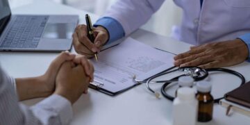 Eşler İçin Ücretsiz Sağlık Sigortasının Kaldırılması ve Ücretli Olması Gündemde!