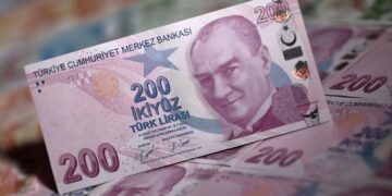 Aile Bakanlığı’ndan Yaşlı ve Engelli Aylığı Müjdesi: Paralar Hesaplara Yatıyor!