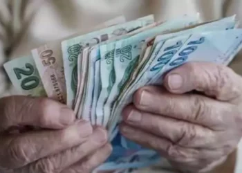 Emekli Maaşına Nisan Ayında Zam Geliyor!